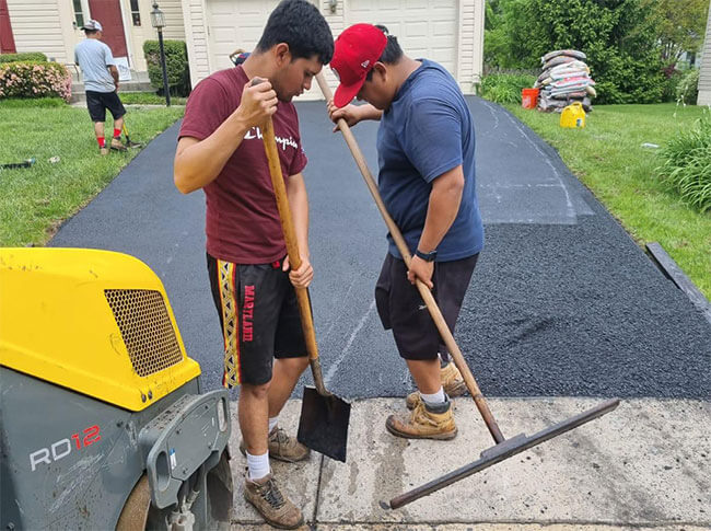 Asphalt Centreville
